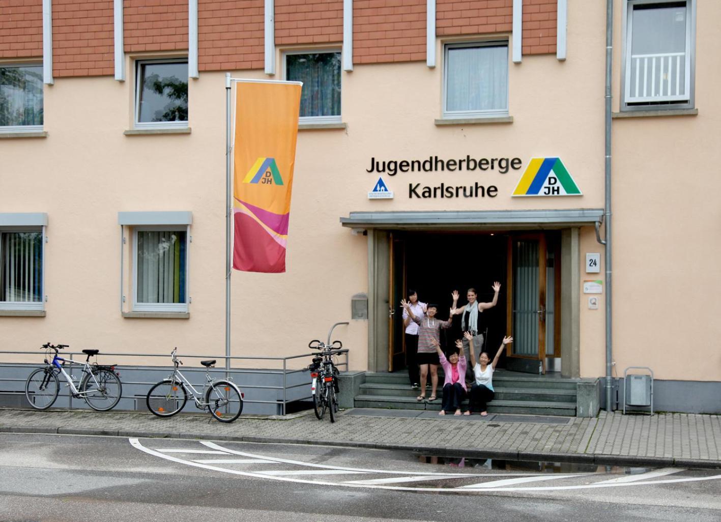 Jugendherberge Карлсруе Екстер'єр фото